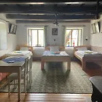 Holiday home Pro 2 Rodiny