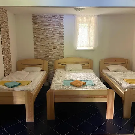 Pro 2 Rodiny Feriehus *